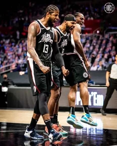  东契奇砍45分加时绝杀快船独行侠止连败  